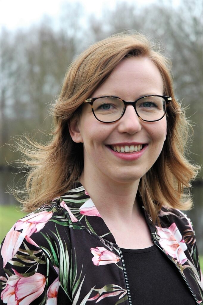 Yvonne Hooge