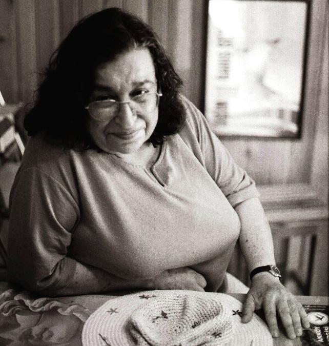 Sennur Sezer