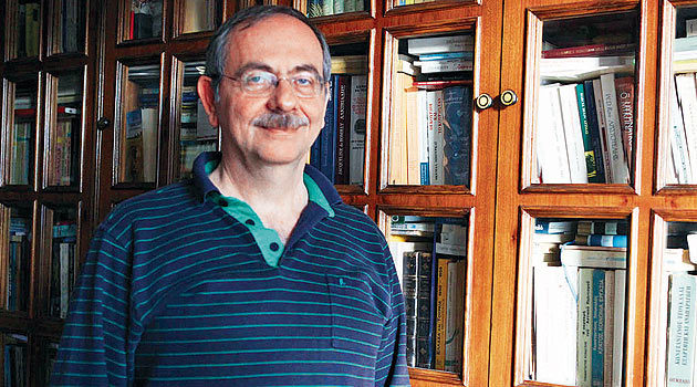 Ari Çokona