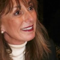 Gayle Lynds