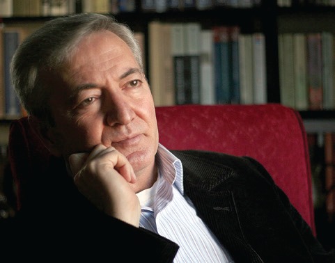 Beşir Ayvazoğlu