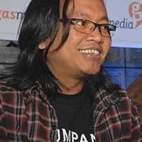 Moammar Emka