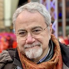 Roberto R. Aramayo