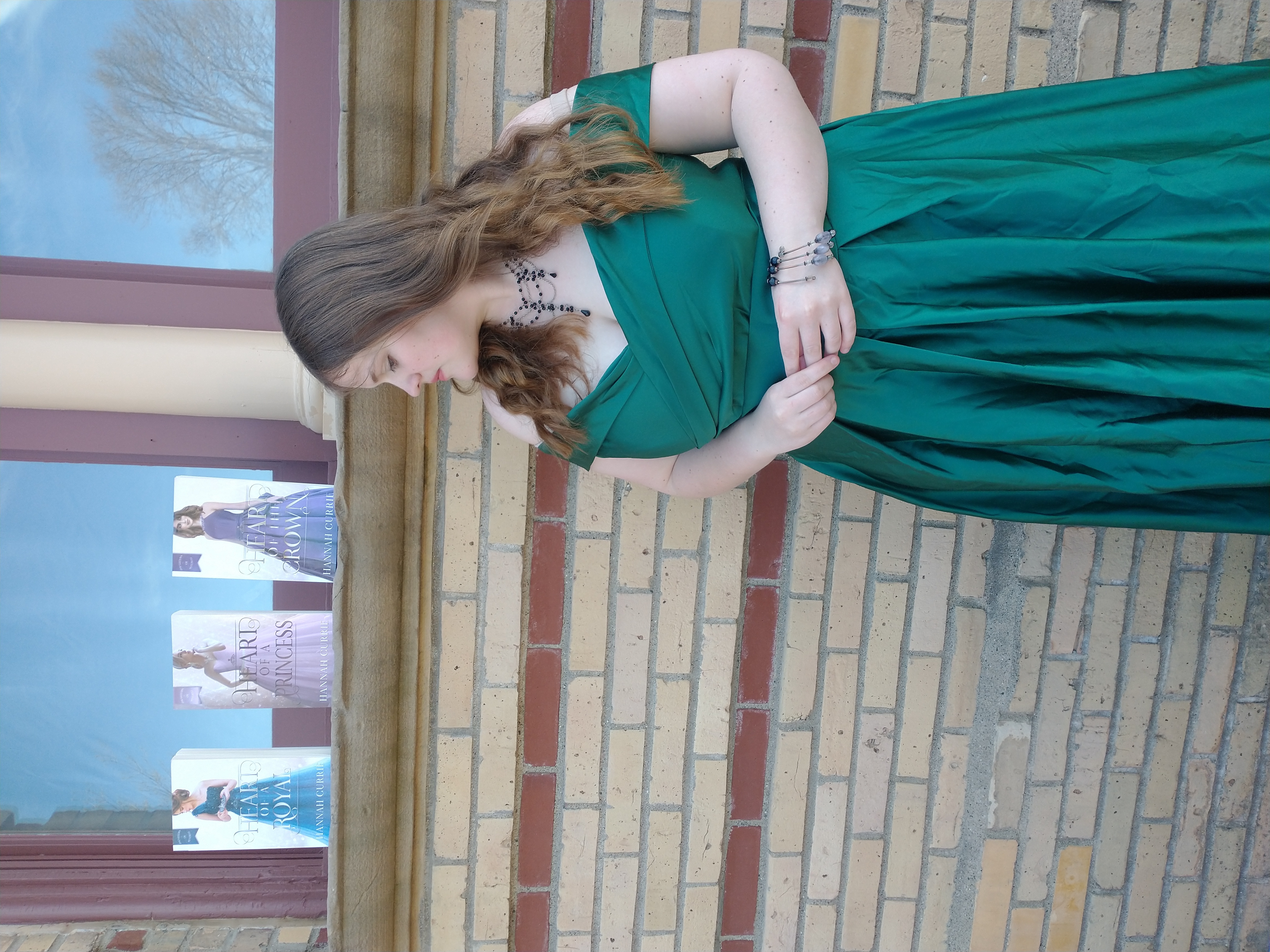 Raechel Lenore