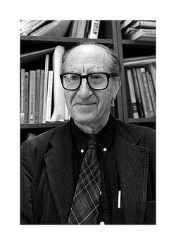 Vicenç Navarro