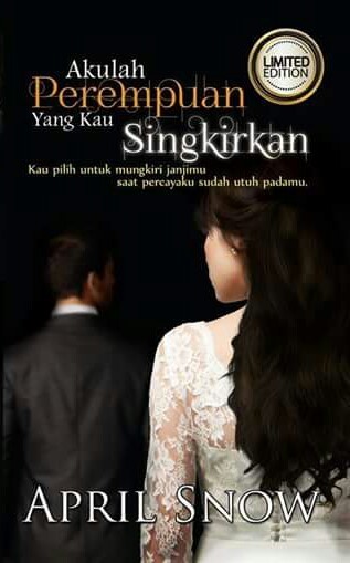 Akulah Perempuan Yang Kau Singkirkan book cover