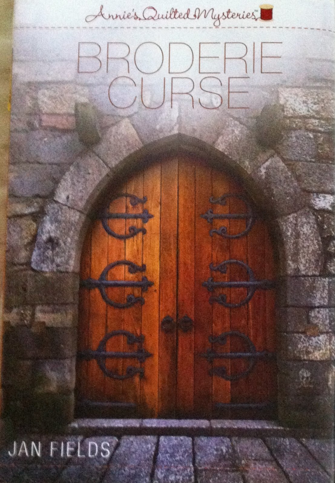 Broderie Curse book cover