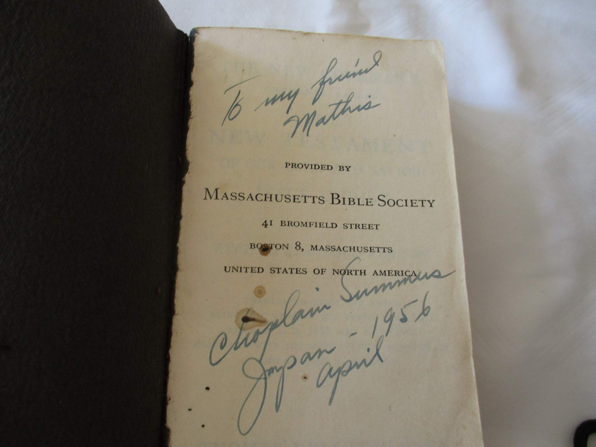 New Testament R.S.V. book cover