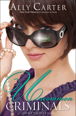 Heist Society book cover 2