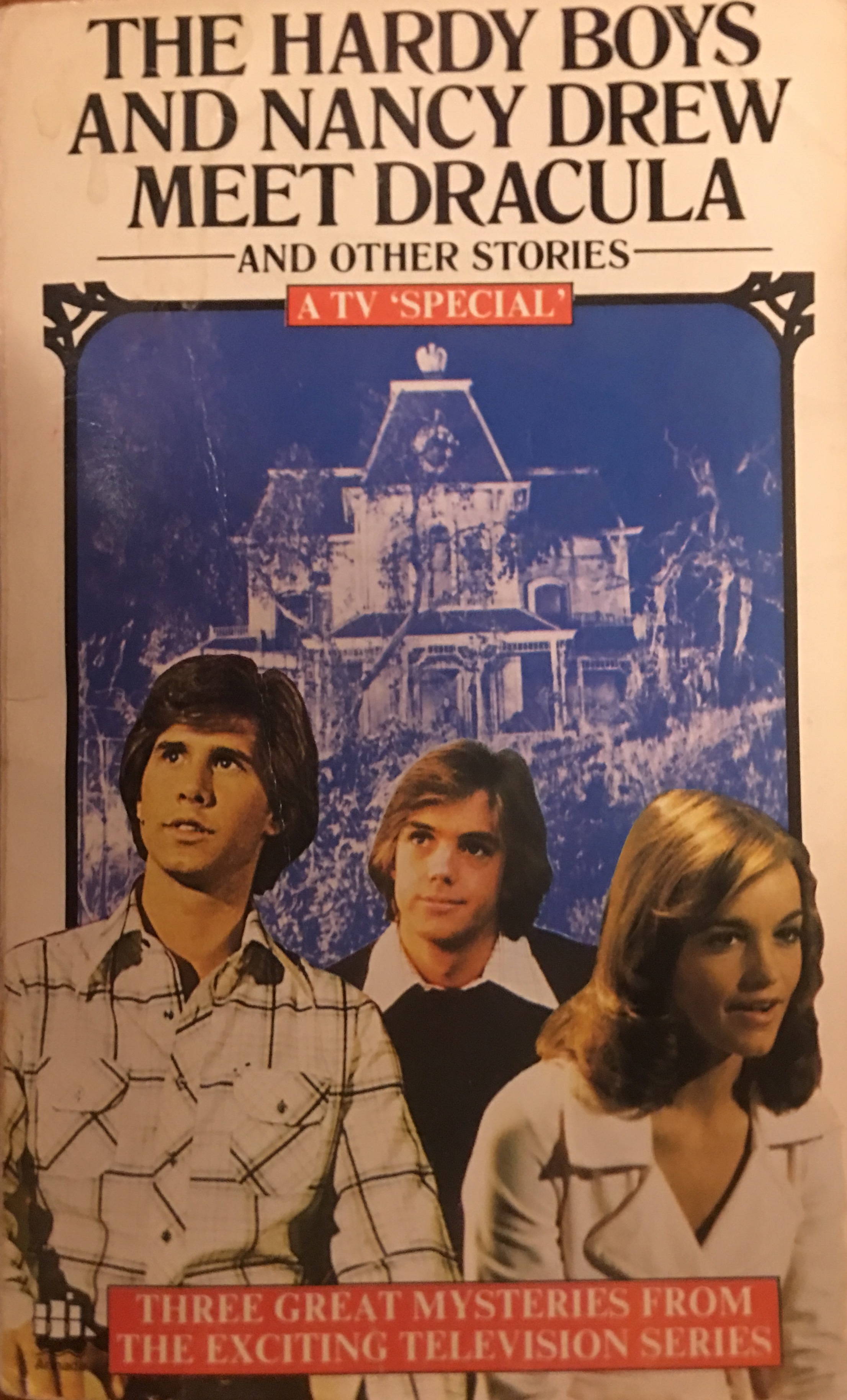 The Hardy boys and Nancy Drew meet Dracula book cover