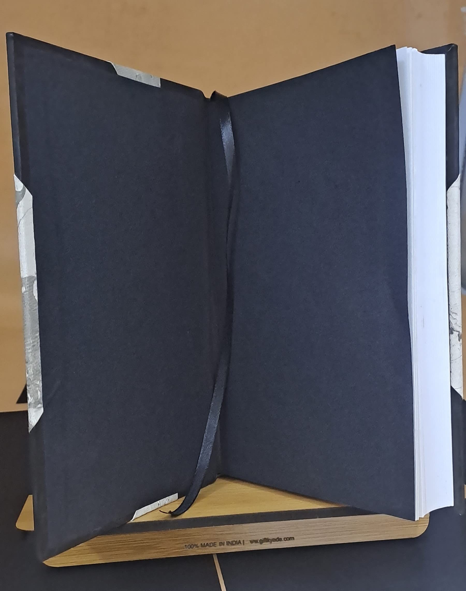 A Sentimental Journey Through France and Italy book cover