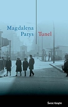 Tunnel book cover
